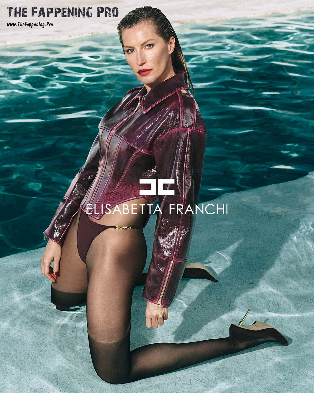 Gisele Bündchen Sexy In Wet Pantyhose