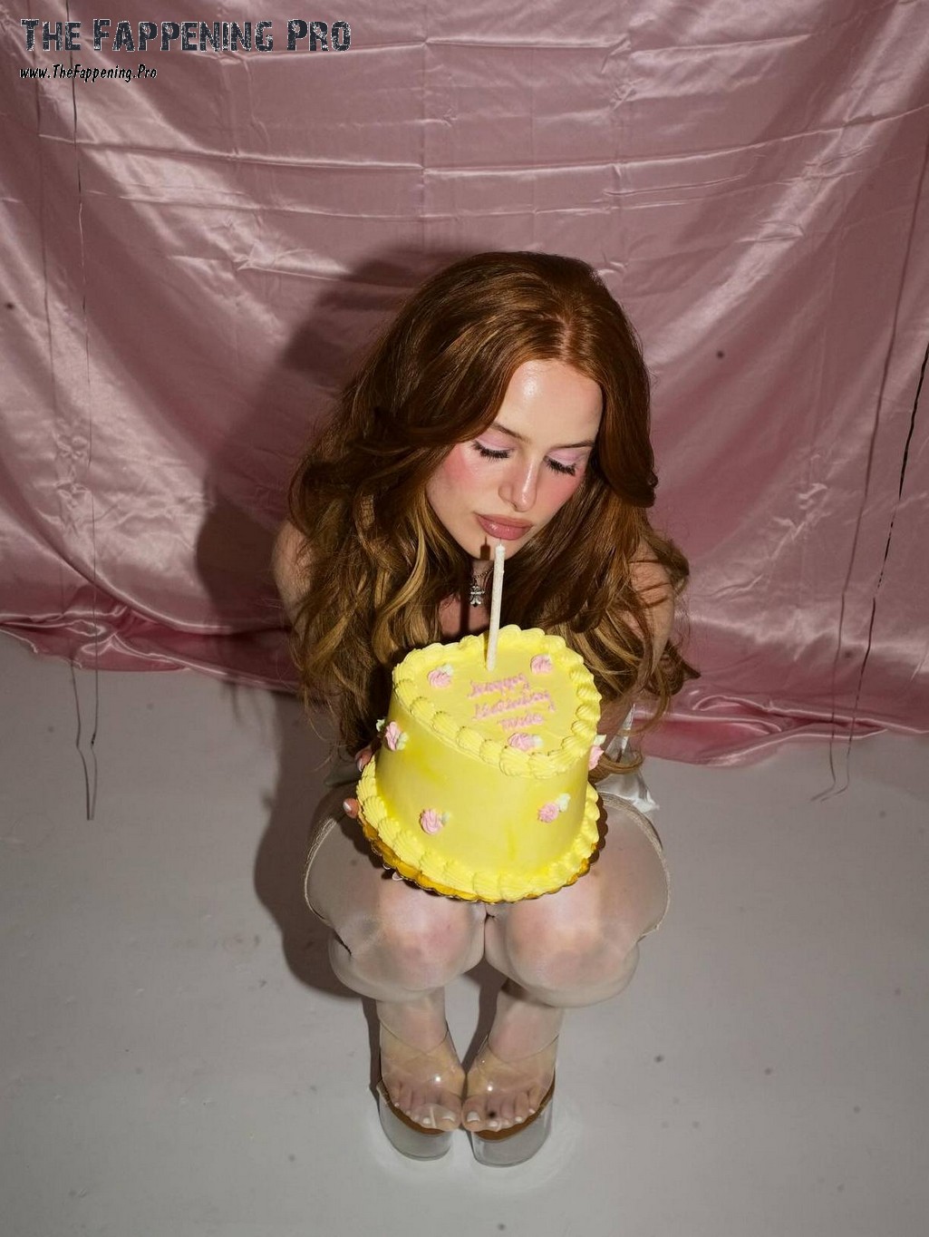 Madelaine Petsch Sexy On Her 31st Birthday