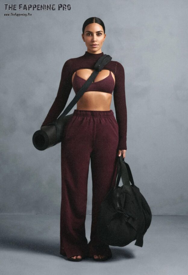 Kim Kardashian Sexy In Tight Leggings (9 Photos)