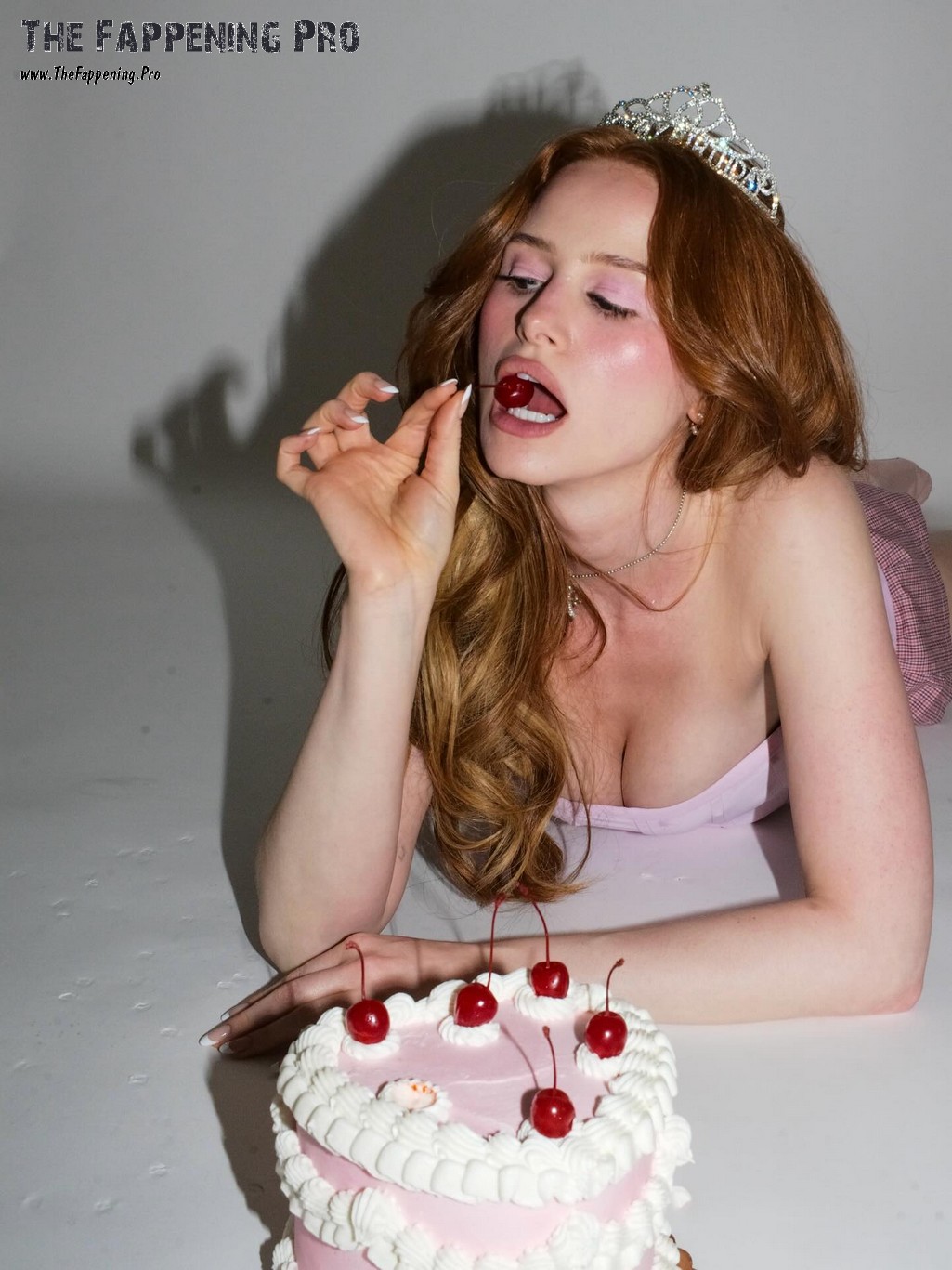 Madelaine Petsch Hot