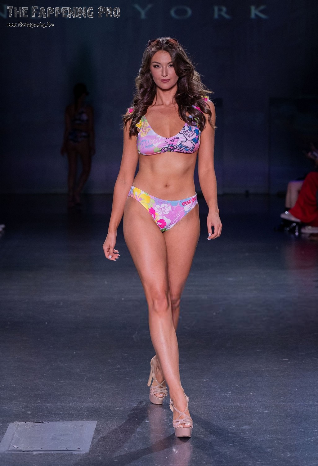 Rachel Pizzolato Sexy In A Bikini