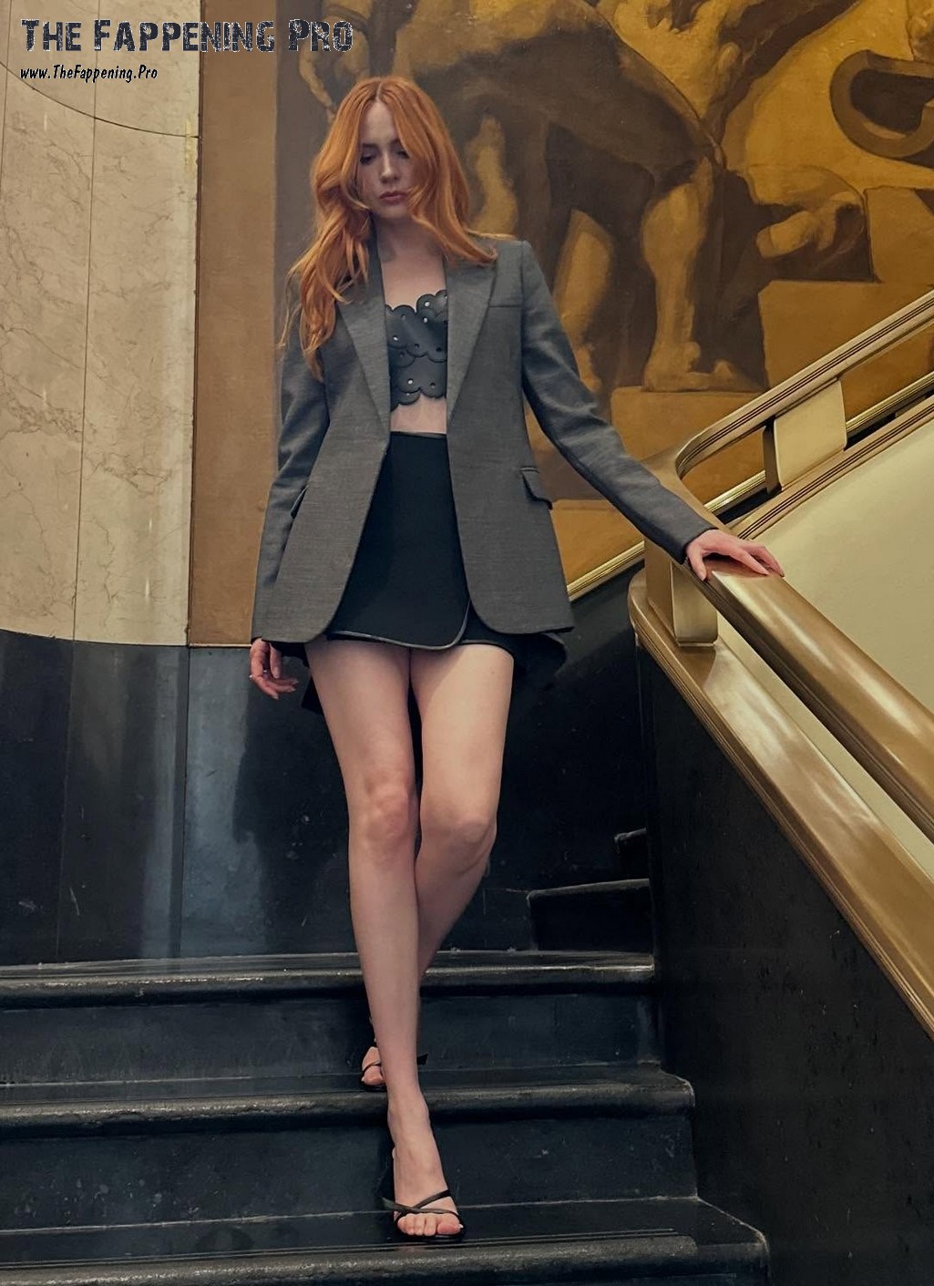 Karen Gillan Sexy Leggy