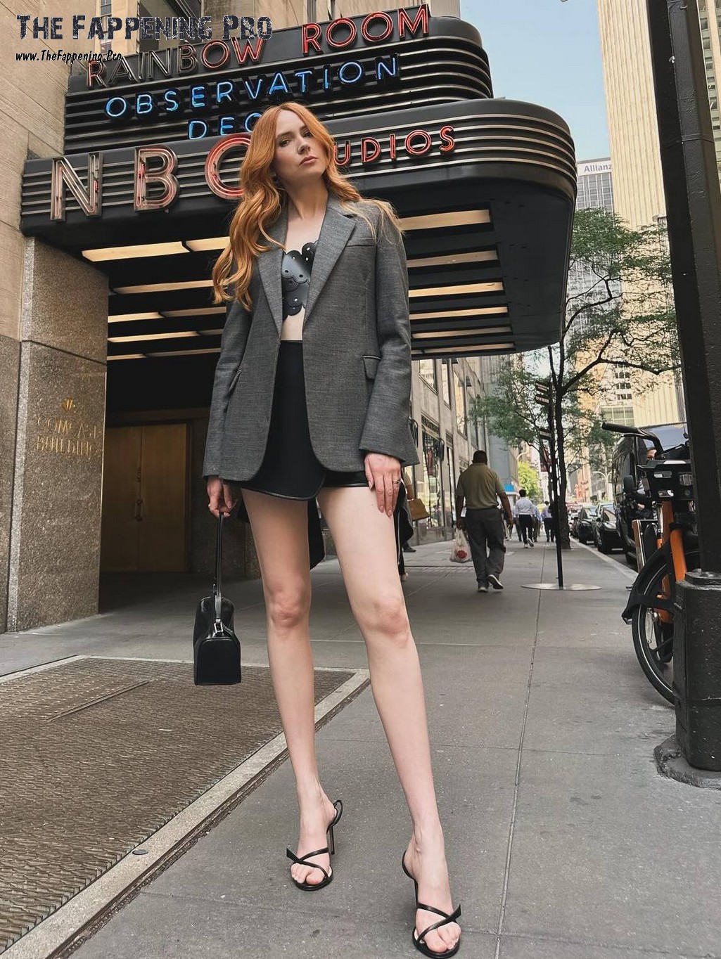 Karen Gillan Leggy