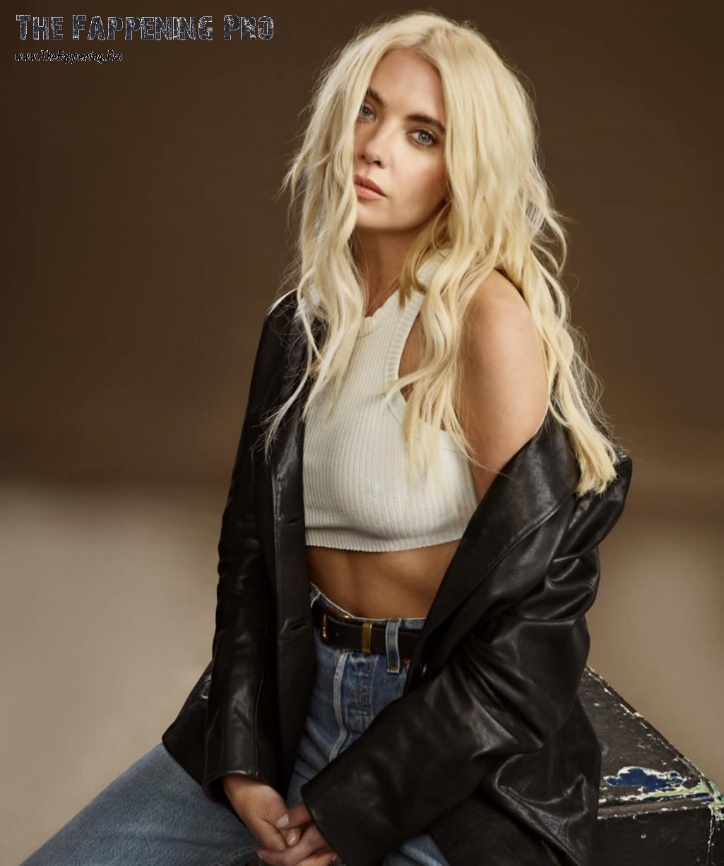 Ashley Benson Sexy