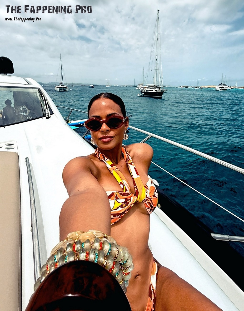 Christina Milian Pussy Hair Slip