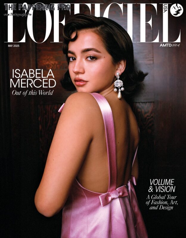 Isabela Merced Sexy In Swimsuit (10 BTS Photos)