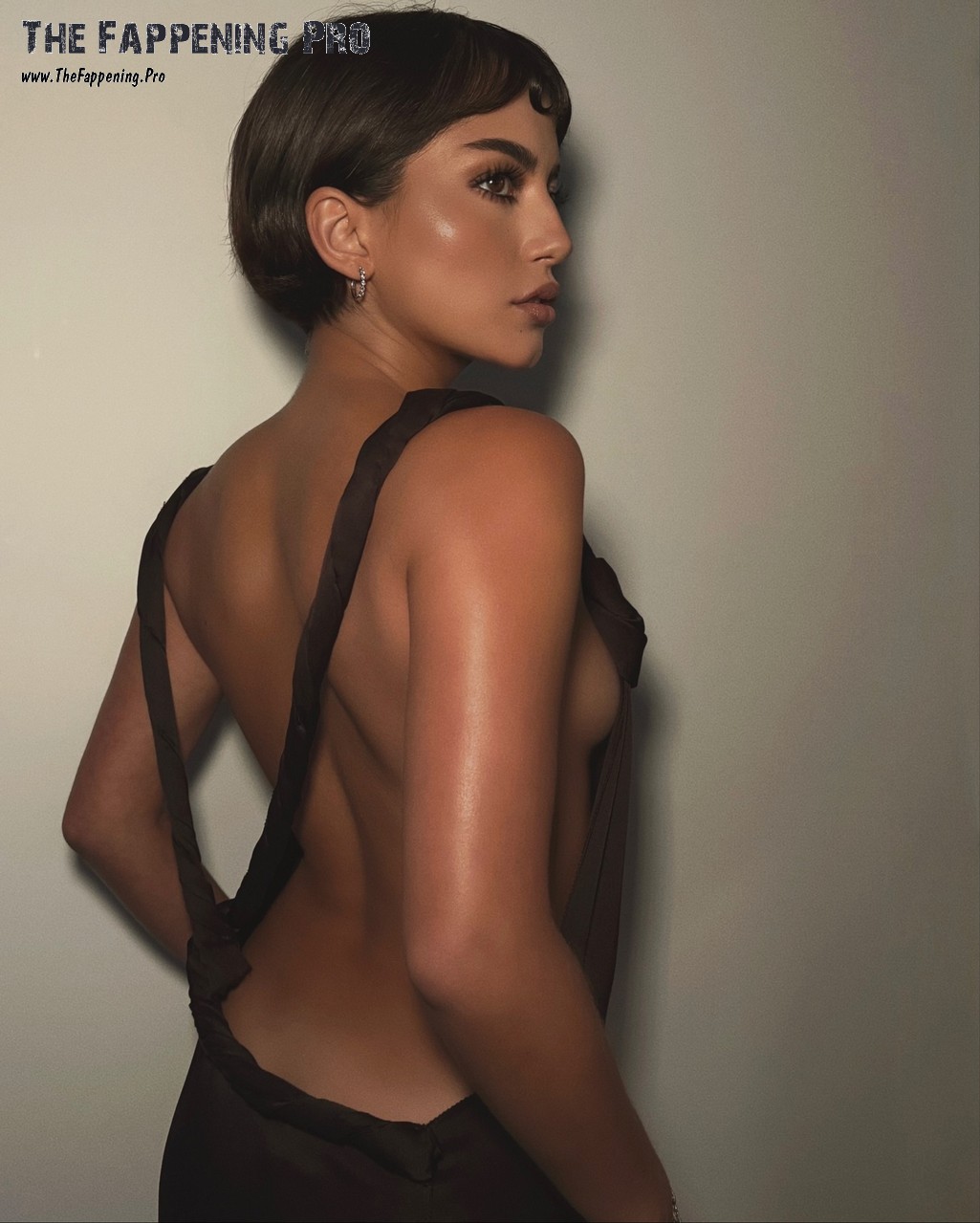 Isabela Merced Sideboobs