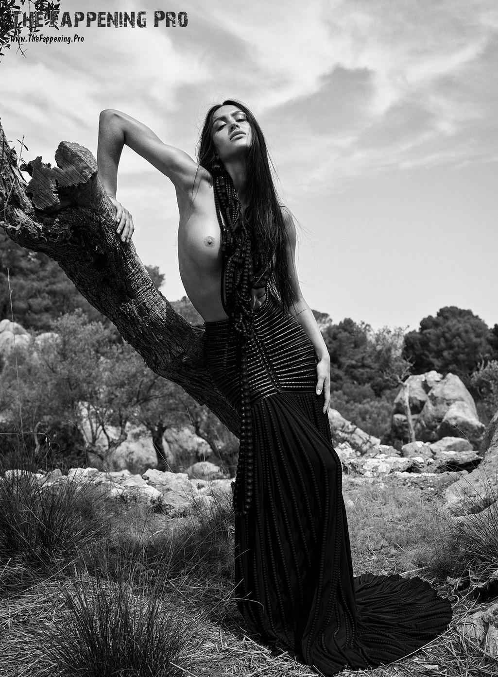 Amelia Gray Nudity 2025