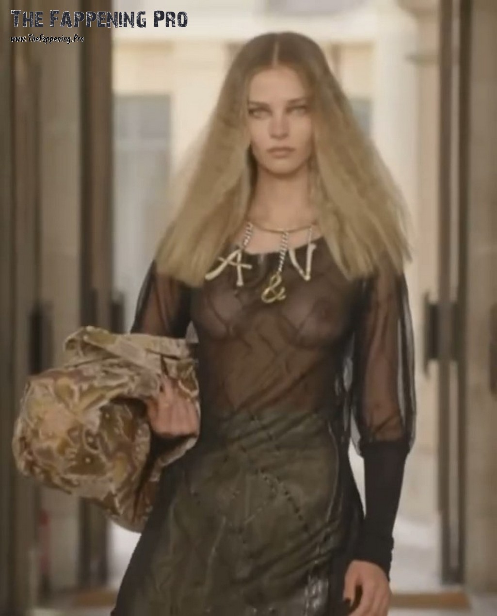 Alesya Kafelnikova Tits