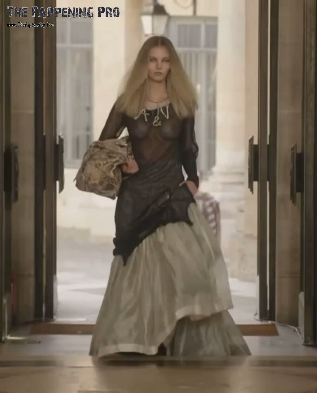 Alesya Kafelnikova See Through