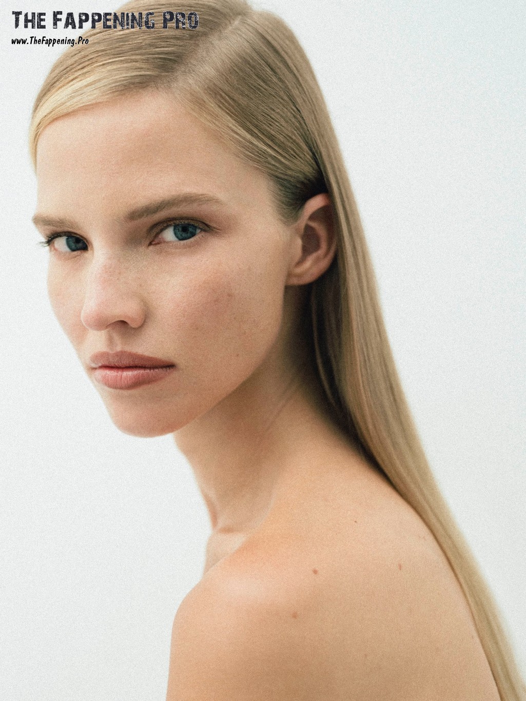 Sasha Luss