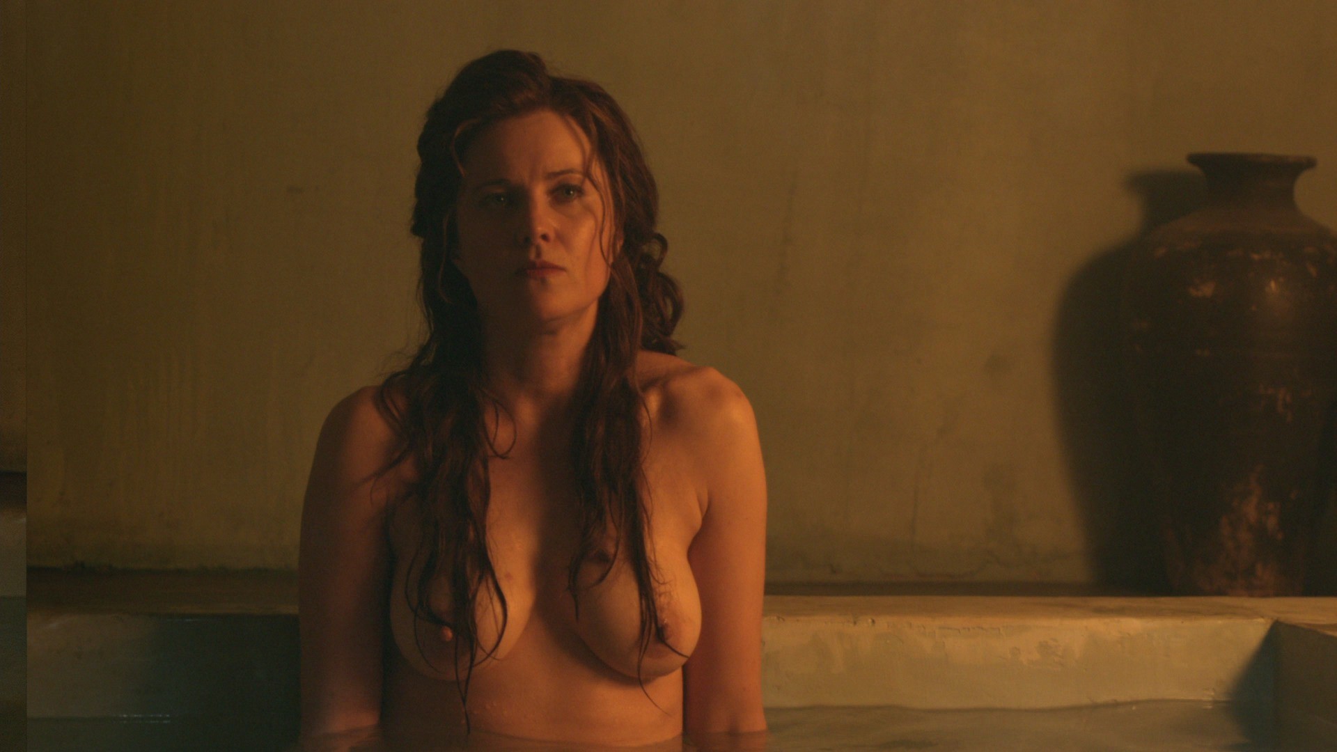 Lucy-Lawless-Nude-19