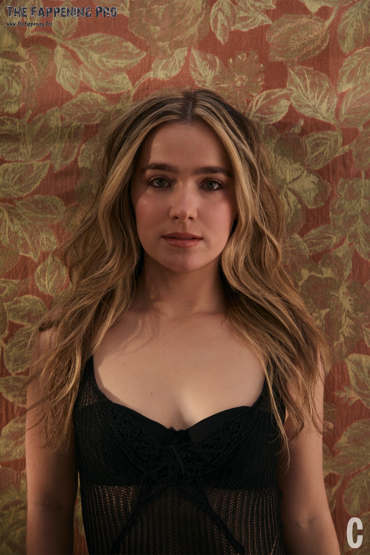 Haley Lu Richardson Fappening
