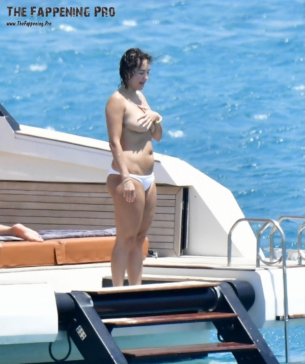 Older Sister Of Rita Ora Nude