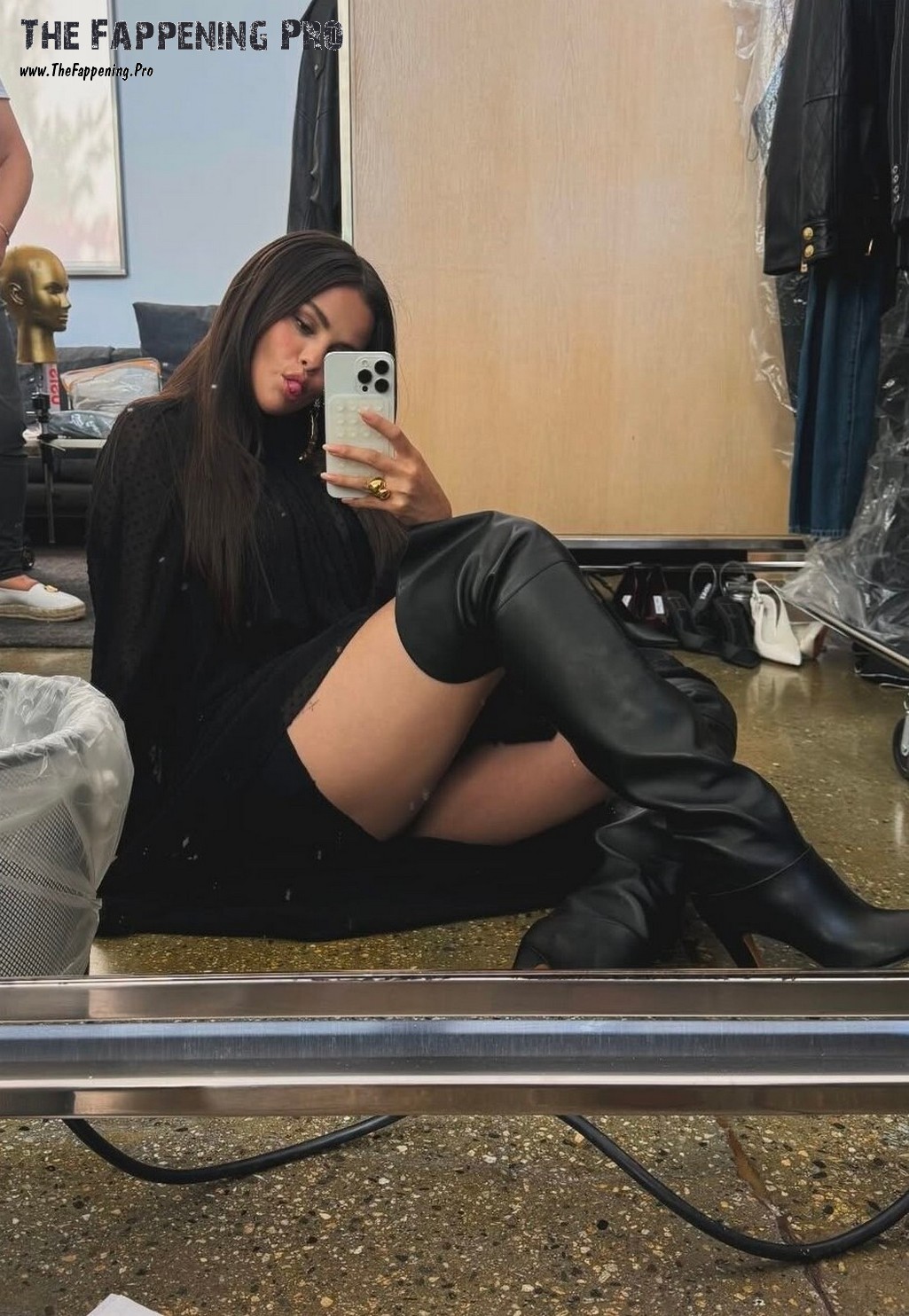 Selena Gomez Upskirt