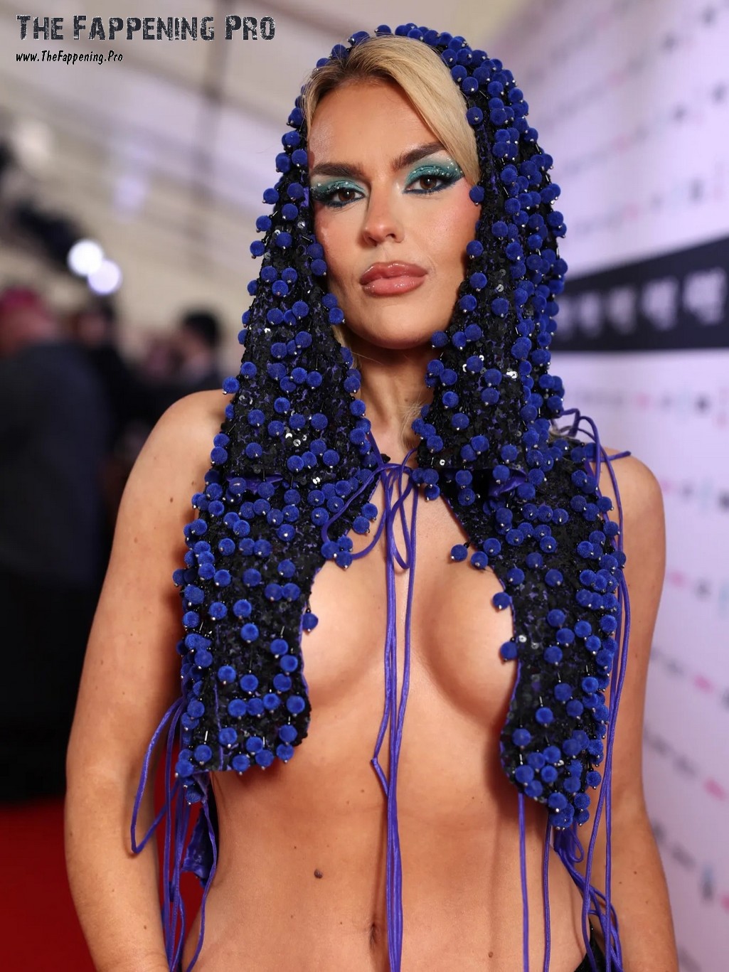 Tallia Storm Huge Tits Exposed