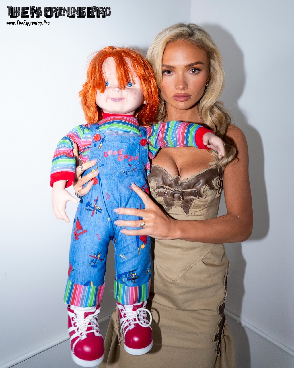 Natalie Alyn Lind With Chucky