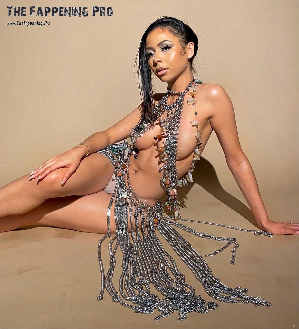 Mariah the Scientist Nudity