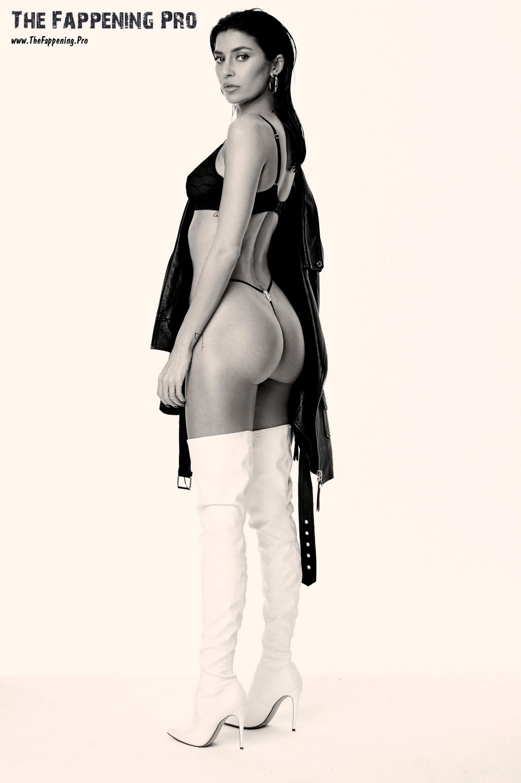 Nicole Williams Sexy Ass