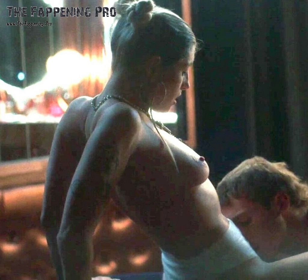 Tatu Glikman Nude