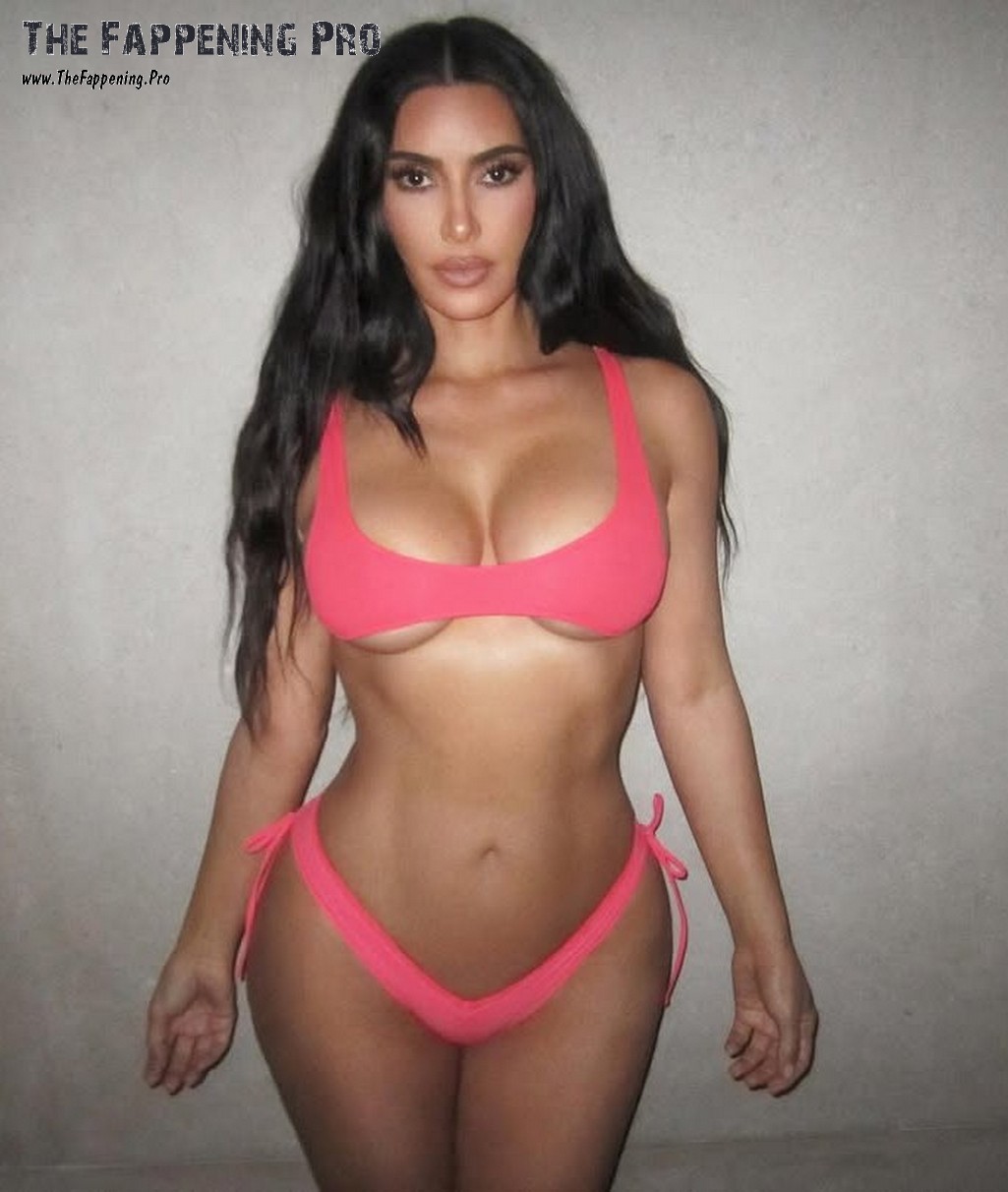 Kim Kardashian Tits