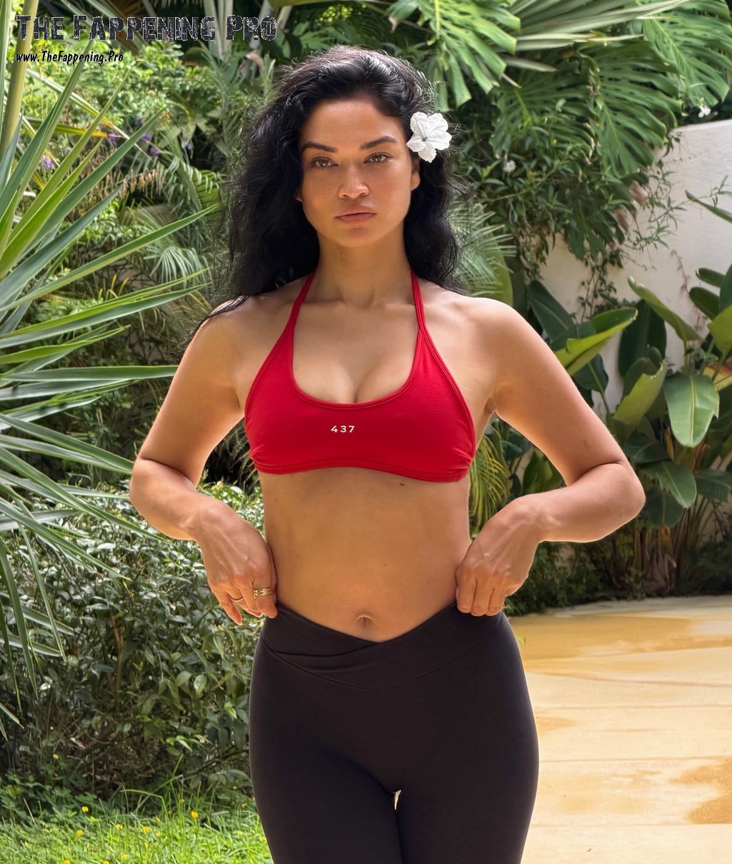 Shanina Shaik Cameltoe