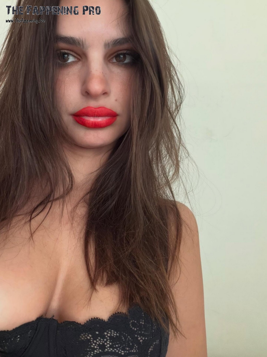Emrata Hot Xmas Shoot