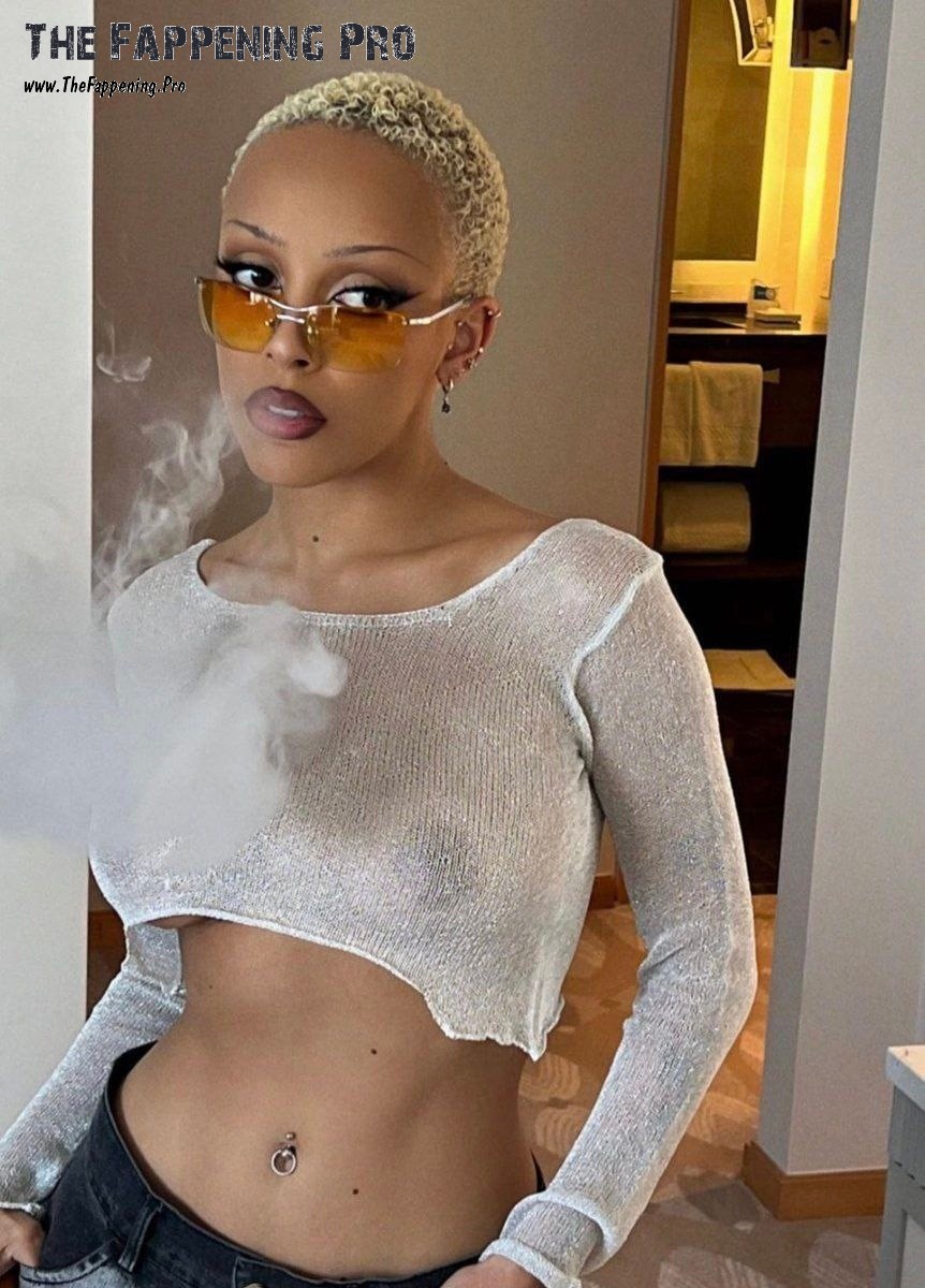 Doja Cat Tits