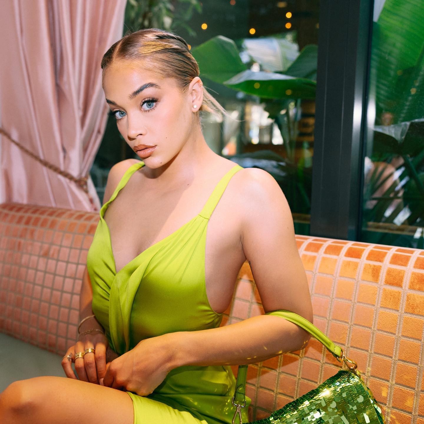Jasmine Sanders Tits