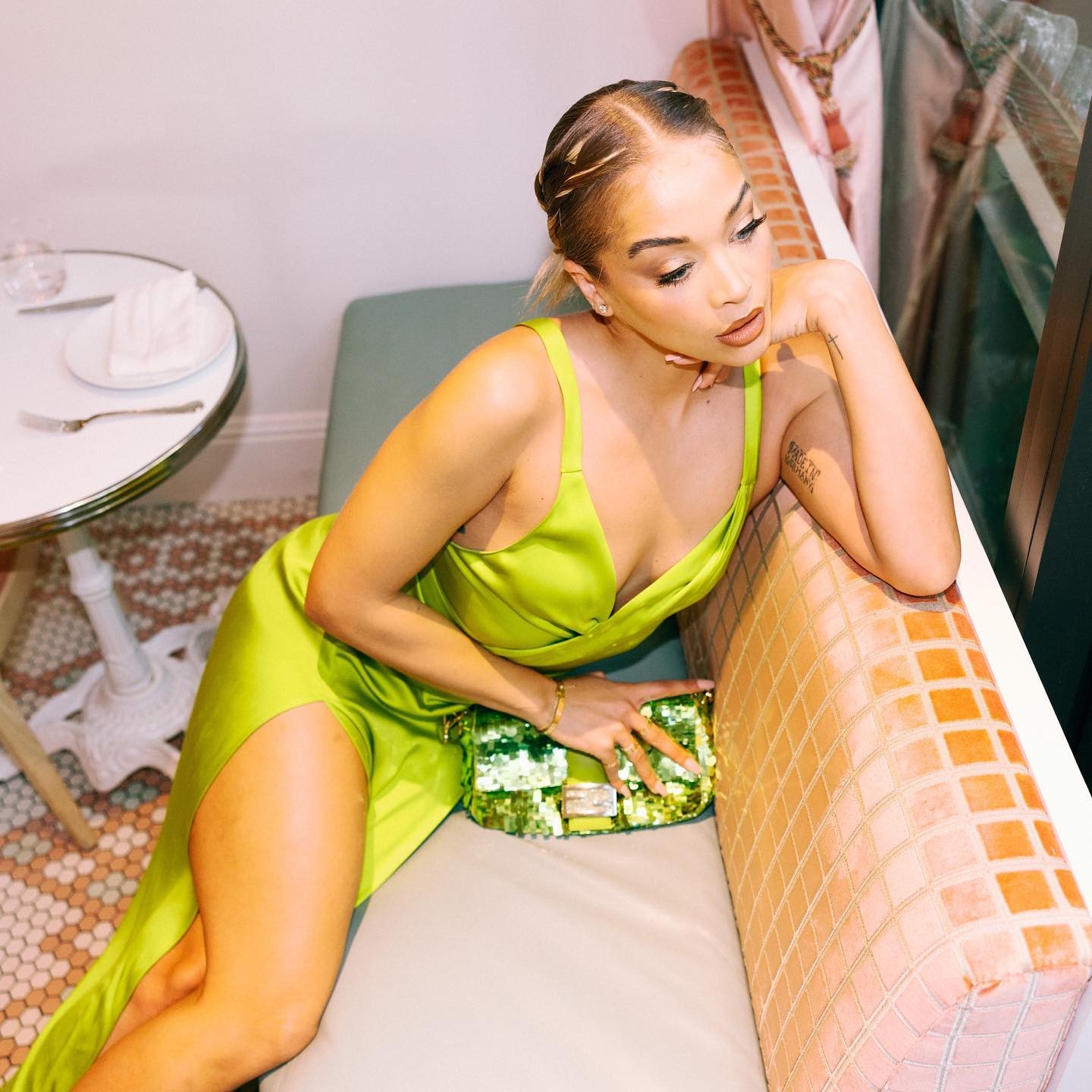 Golden Barbie Fappening