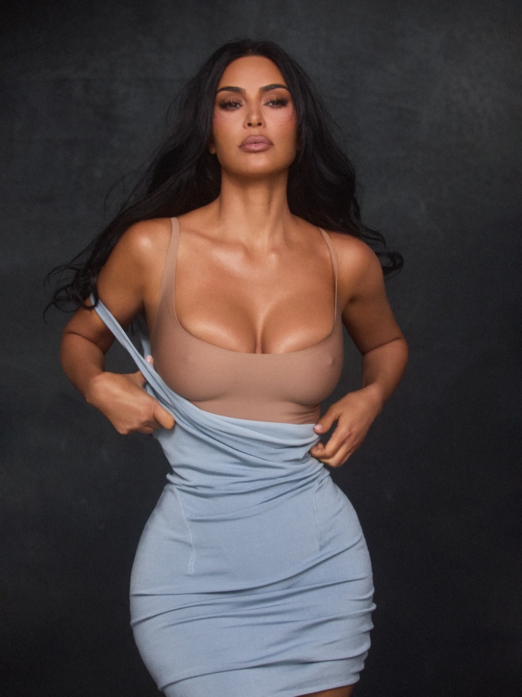 Kim Kardashian Tits Exposed