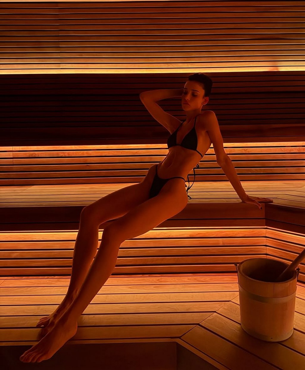 Livia Nunes Sexy In Sauna