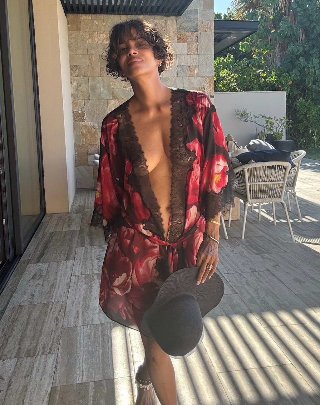 Halle Berry Hot Look