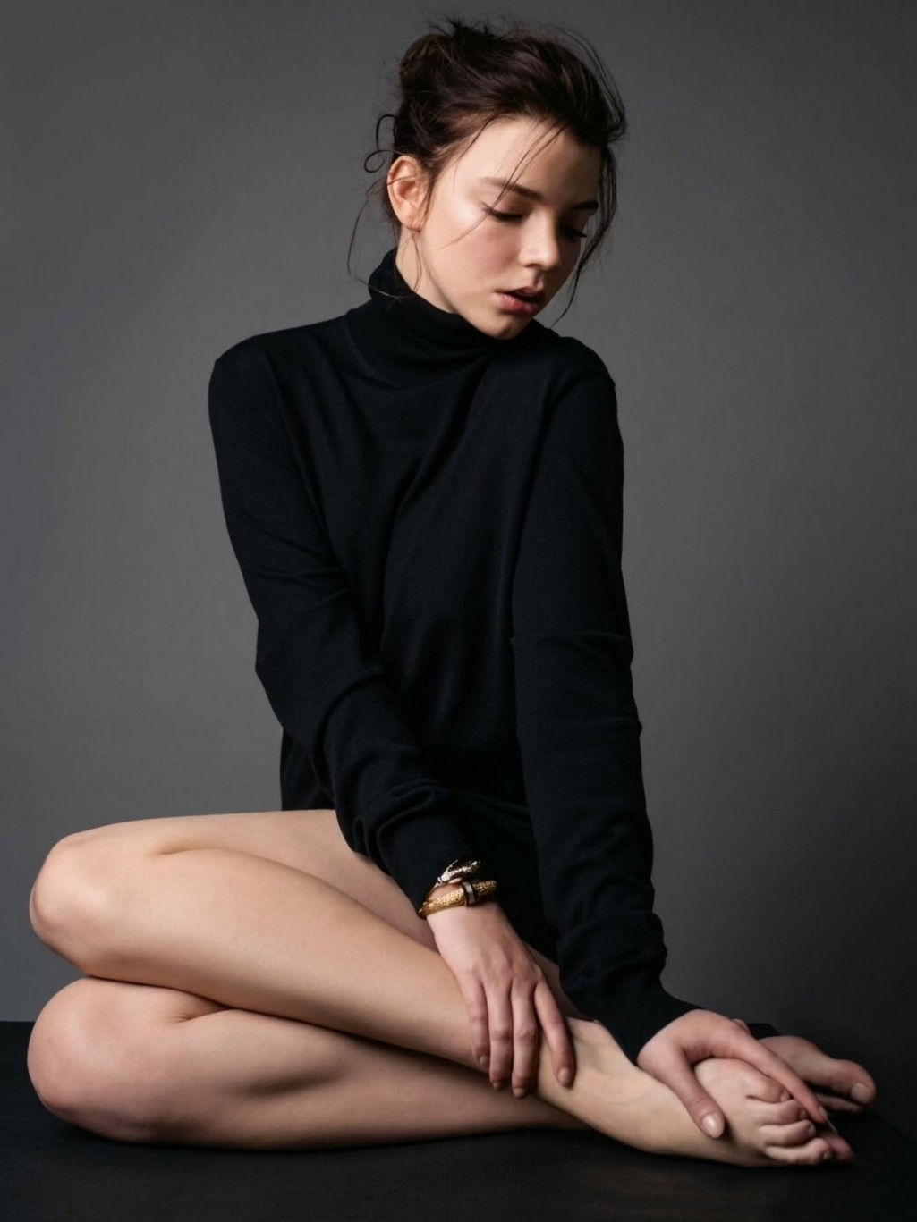 Anya Taylor-Joy BareFoot